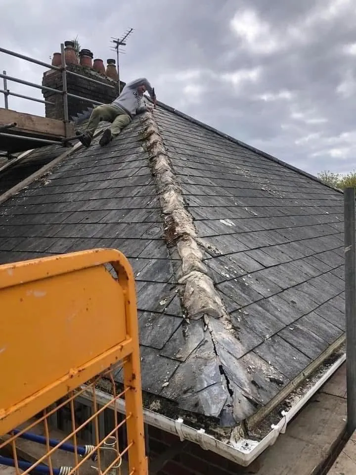 Slate roof ridge and chimney repair in Wadebridge